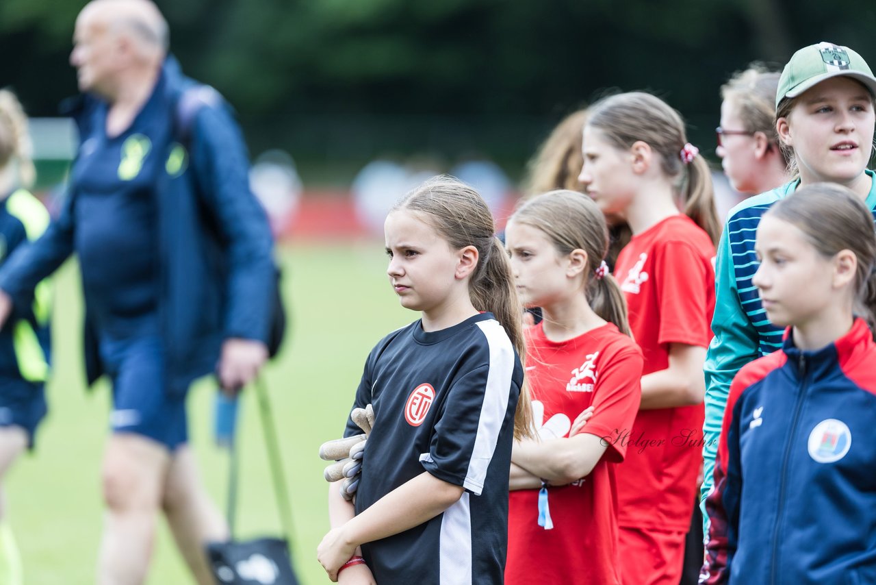 Bild 97 - Loewinnen Cup